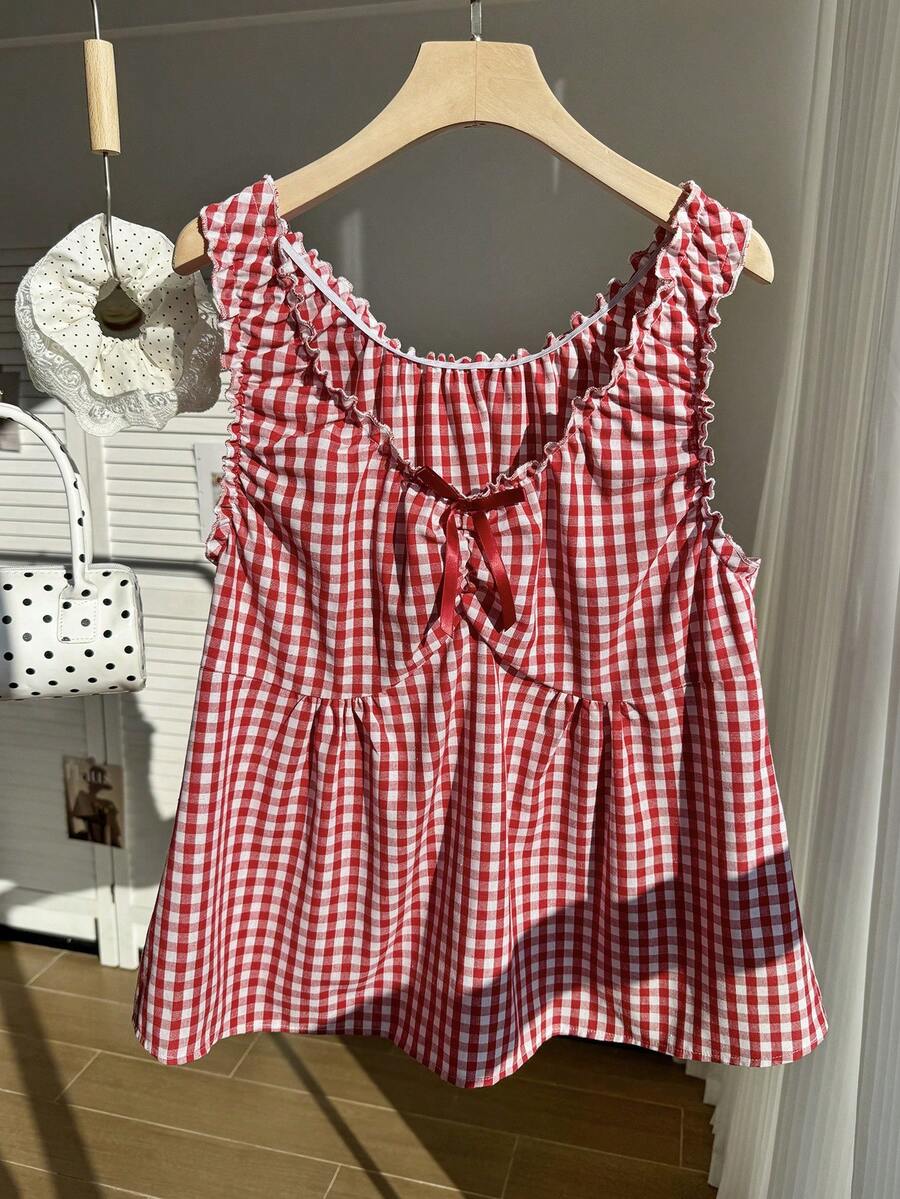 SHEIN EZwear Áo hai dây kẻ caro đỏ trắng phong cách nghỉ dưỡng ngọt ngào cỡ lớn có nơ trang trí, mùa xuân/hè - Đỏ và trắng - Xem 1