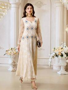 Al Najma 女士缺口领蕾丝拼接几何印花阿拉伯风格连衣裙 - 黃色 - 查看 6