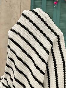 SHEIN 孕妇V领条纹短袖休闲连体裤 - 黑色 - 查看 3