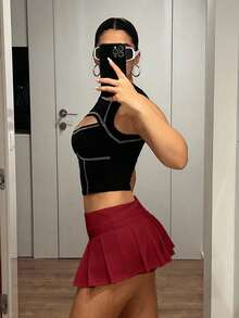 SHEIN ICON Solid Color Minimalist Collegiate Style Sexy Mini Pleated Skirt - Burgundy - View 6