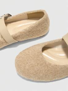 CUCCOO BIZCHIC Women's Flat Shoes Valentine's Day - Camel - View 7