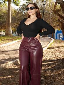 Lupita Cardoza Damen Burgund rote Leder Hose mit Knopfleiste, minimalistisch, Lässig, Alltagskleidung, Damenbekleidung - Bordeaux - Übersicht 3