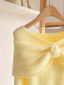 Franclia Áo thun nữ tay dài cổ tròn màu vàng nhạt, chất liệu dệt kim co giãn, ôm sát, có nơ, thích hợp mặc hàng ngày vào mùa thu và mùa đông, màu trơn, phong cách thanh lịch Pháp, thích hợp cho mùa đông, dịp năm mới, màu trắng cho đêm giao thừa, tiệc tùng, đi biển, sang trọng, thường ngày, lãng mạn, ngày lễ tình nhân, hẹn hò, trang phục tốt nghiệp, trang phục công sở thời trang, trang phục thường ngày đa năng và phong cách, trang phục chuyên nghiệp cho giáo viên thành thị. - Màu vàng - Xem 3