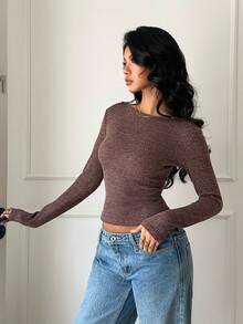 Aloruh 女士优雅性感露背仿毛皮棕色针织高领T恤，时尚百搭，性感别致，适合约会、派对、聚会、秋冬季穿搭 - 棕色 - 查看 3