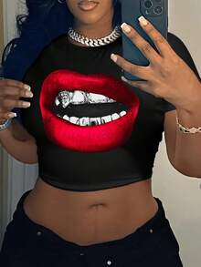 Slaydiva 休闲街头风唇印圆领短袖修身露脐女式T恤，适合夏季穿着 - 黑色 - 查看 1