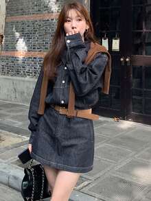 DAZY Vintage Style Lapel Button Down Cinched Waist Blue Casual Denim Dress For Women - Navy Blue - View 5