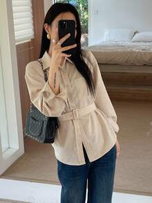 DAZY 女士纯色修身长袖翻领优雅正式衬衫，春秋季 - 杏色 - 查看 7