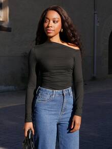Yess Loren Black Off-Shoulder Ruched Waist Slim Fit Long Sleeve Bodysuit, Casual Fashionable Style For Women, Fall/ Winter Essentials. Super Basic And Easy To Style. - Black - View 3