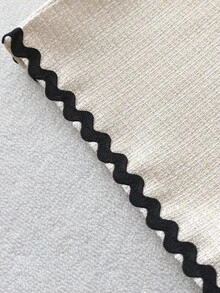 GlowEve CURVE Bộ 3 món dành cho nữ cỡ lớn, trang phục đi làm và đi học thanh lịch, thường ngày: Áo khoác cardigan tay ngắn phối màu viền sóng, áo hai dây lửng và quần short ống đứng. - Màu be - Xem 3