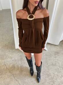 Aloruh 女士纯色露肩长袖金属装饰性感吊带迷你连衣裙 - 咖啡 - 查看 7