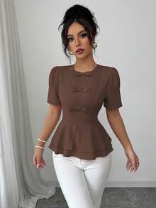 Elenzga Áo kiểu nữ thanh lịch, thoải mái, màu trơn, cổ tròn, thắt eo, dáng chữ A hai lớp, tay phồng, trang trí nơ 3D, tay ngắn, màu hồng, thích hợp cho kỳ nghỉ và đi làm, mùa xuân/hè. - Cà phê nâu - Xem 4