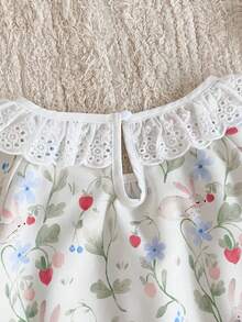 Young Girl Floral Print Ruffle Trim Puff Sleeve Top And Pants Pajama Set