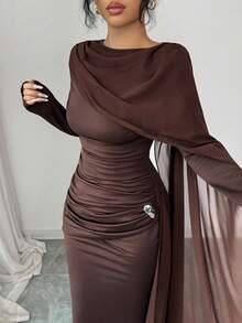 Elenzga 不对称披肩领喇叭腰身褶皱金属装饰A字优雅浪漫精致女士丝绒连衣裙，秋冬款 - 咖啡棕 - 查看 6