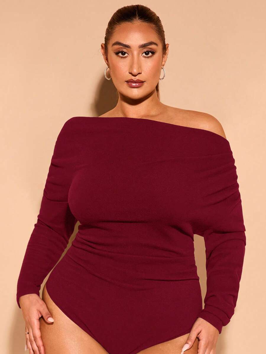 SHEIN BAE 加大码秋季黑色露肩不对称天鹅绒罗纹褶皱长袖连体衣优雅性感，适合约会和外出，适合冬季 - 酒紅色 - 查看 1