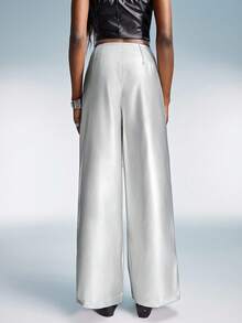 GENKIRA 女士PU材质，复古美式设计，收腰宽松休闲百搭阔腿直筒裤 - 銀色 - 查看 2