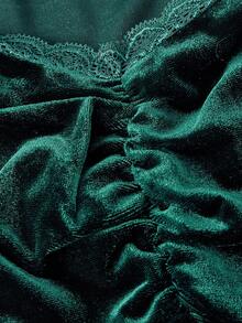 SHEIN MOD Chic Plus Size Green Velvet Sweetheart Neck Short Party Dress With Flared Long Sleeves And Ruched Bust A Line Design - Green - View 3