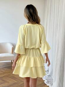 SHEIN LUNE 女士休闲纯色纹理短荷叶袖A字连衣裙，适合春夏日常穿着 - 淡黃色 - 查看 2