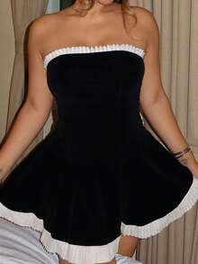 Maria Perezxox Gramin 女士黑色天鹅绒拼接撞色百褶时尚简约迷人。露肩大裙拉链迷你裙公主风优雅大方适合约会派对和情人节约会穿着百搭单品 - 黑色 - 查看 5