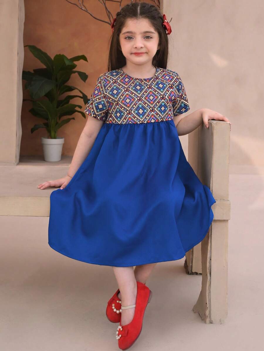 SHEIN Váy chữ A in họa tiết dệt tay ngắn thoải mái cho bé gái đi nghỉ mát, màu xanh coban - Màu xanh lam - Xem 1