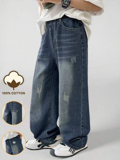 SHEIN Casuvi Kids Denimly Tween 男童宽松直筒牛仔裤。学院风休闲日常复古街头时尚推荐。复古水洗深蓝色个性风。搭配后袋，尽显街头酷感。宽松舒适。适合外出、休闲、校园日常穿着。衣橱必备的经典百搭时尚单品