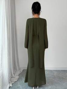 SHEIN Raffinéa Vestido ajustado y elegante con decoración de volantes en escote en V, adecuado para citas y ocasiones al aire libre, primavera/verano - Verde - Ver 2