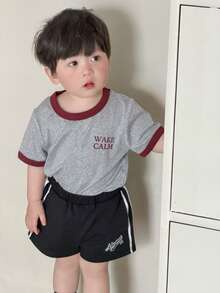 DAZY Maglietta a maniche corte per bambini piccoli, con collo rotondo, stampa a contrasto di lettere, per l'estate - Grigio - Visualizzare 3