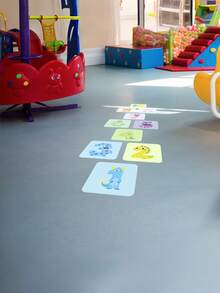 10pcs/Set Vibrant Plaid Digital Floor Decoration Sticker - Waterproof, Self-Adhesive, Removable, And Easy To Clean - Perfect For Jumping House, Classroom And Home Decor - Animal Numbers - View 3