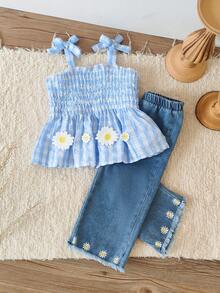 两件套女童舒适时尚休闲套装，常规厚度，可爱蝴蝶结装饰，3D立体花卉格纹背带上衣搭配刺绣柔软牛仔裤，适合春夏日常、居家、外出、旅行、上学、度假等场合。 - 彩色 - 查看 1
