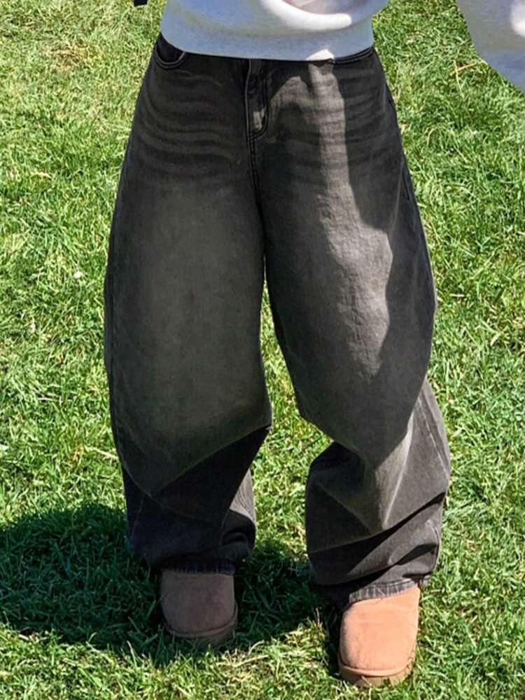 Men's Washed Distressed Dark Grey Denim Jeans, Spring