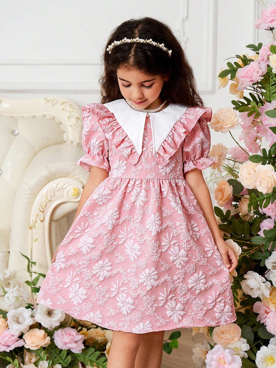 这款中东风情粉色碎花洛丽塔连衣裙，面料柔软，充满童趣，撞色荷叶边领口设计，通体碎花图案，泡泡袖，甜美可爱，适合生日派对、儿童茶话会等场合，厚度适中，适合春秋季穿着。 - 粉色 - 查看 1