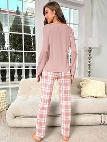 Lazeform 字母印花长袖上衣和格子裤睡衣套装，秋冬舒适优雅细节 - 藕粉色 - 查看 2