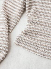 SHEIN 少女提花卡其色和白色条纹圆领长袖休闲T恤 - 卡其色 - 查看 5