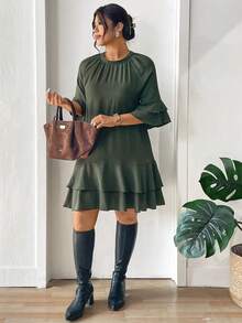 Lounesse Plus Size Women Green Ruffled Hem Dress, Versatile For Daily Wear, Dates, Vacation - Green - View 4