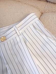 Franclia Women's Casual Striped Pleated Loose Shorts - White - View 3