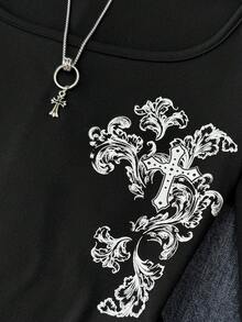 SHEIN Glowzi 少女休闲复古 Y2K 露肩船领黑色印花修身 T 恤 - 黑色 - 查看 4