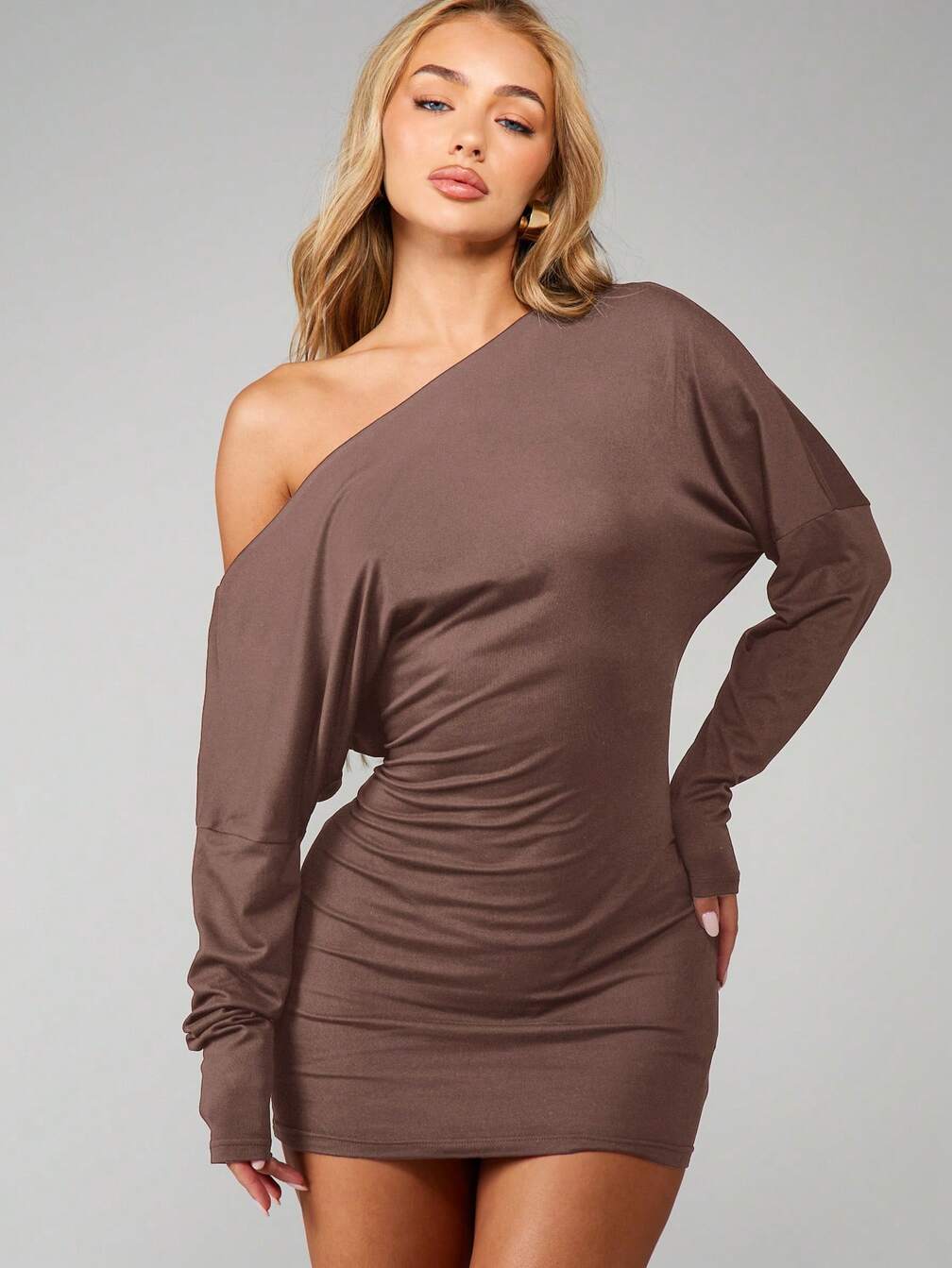 missguided ruched mini dress MISSGUIDED Off Shoulder Long Sleeve Ruched Mini Dress With Asymmetric Neckline For Fall Winter Party,XS