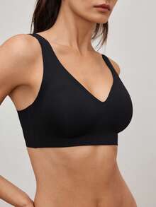 Ocili Minimalist Seamless Wireless Bra For Women - Black - View 6
