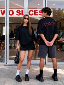 Manfinity Unisex 男士休闲T恤 红色爱心刺绣宽松圆领短袖T恤 - 黑色 - 查看 3