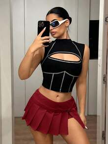 SHEIN ICON Solid Color Minimalist Collegiate Style Sexy Mini Pleated Skirt - Burgundy - View 4