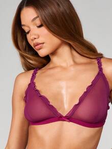 MISSGUIDED Bộ đồ lót hai mảnh gồm áo ngực tam giác viền ren lượn sóng và quần lót cùng kiểu, điểm nhấn là nơ trang trí. Chất liệu lưới mềm mại, nội y cao cấp. - Màu tím - Xem 4