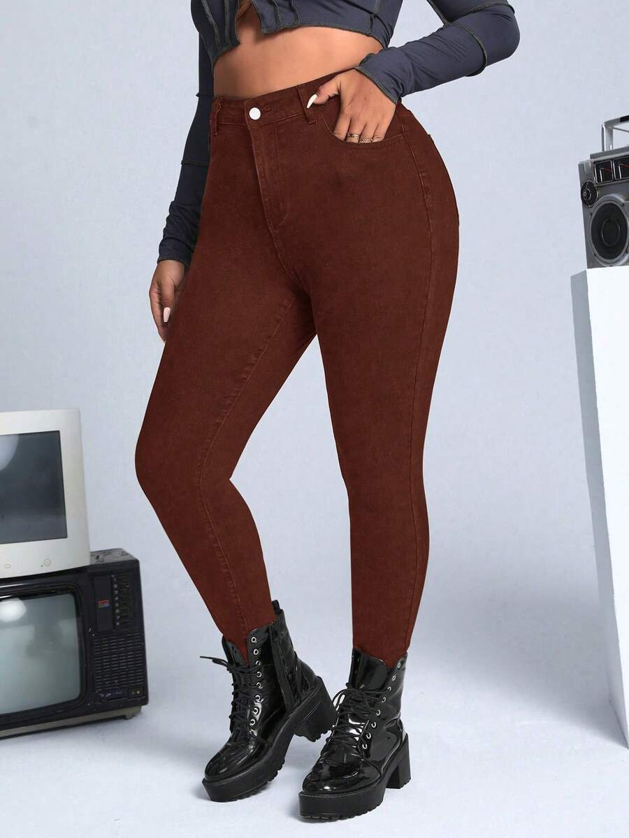 SHEIN ICON Plus Size Solid Color Slim Fit Casual Jeans With Pockets - Red - View 1