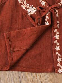 SHEIN Young Girl Burgundy Brown Fashion Bow Tie Collar Floral Embroidered Elegant Tank Top - Rust Brown - View 7