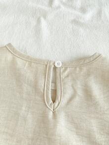 Vintaside Kids 这款少女两件套夏季印花圆领无袖上衣短裤套装，简约休闲，采用梭织面料，修身显瘦，直筒剪裁凸显腰部曲线。适合日常外出、参加中东民俗活动、户外探险、居家休闲以及出席派对等各种场合。 - 彩色 - 查看 8