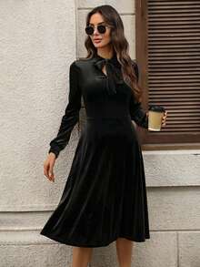 EMERY ROSE 女士时尚纯色系带领口袋中长连衣裙 - 黑色 - 查看 6