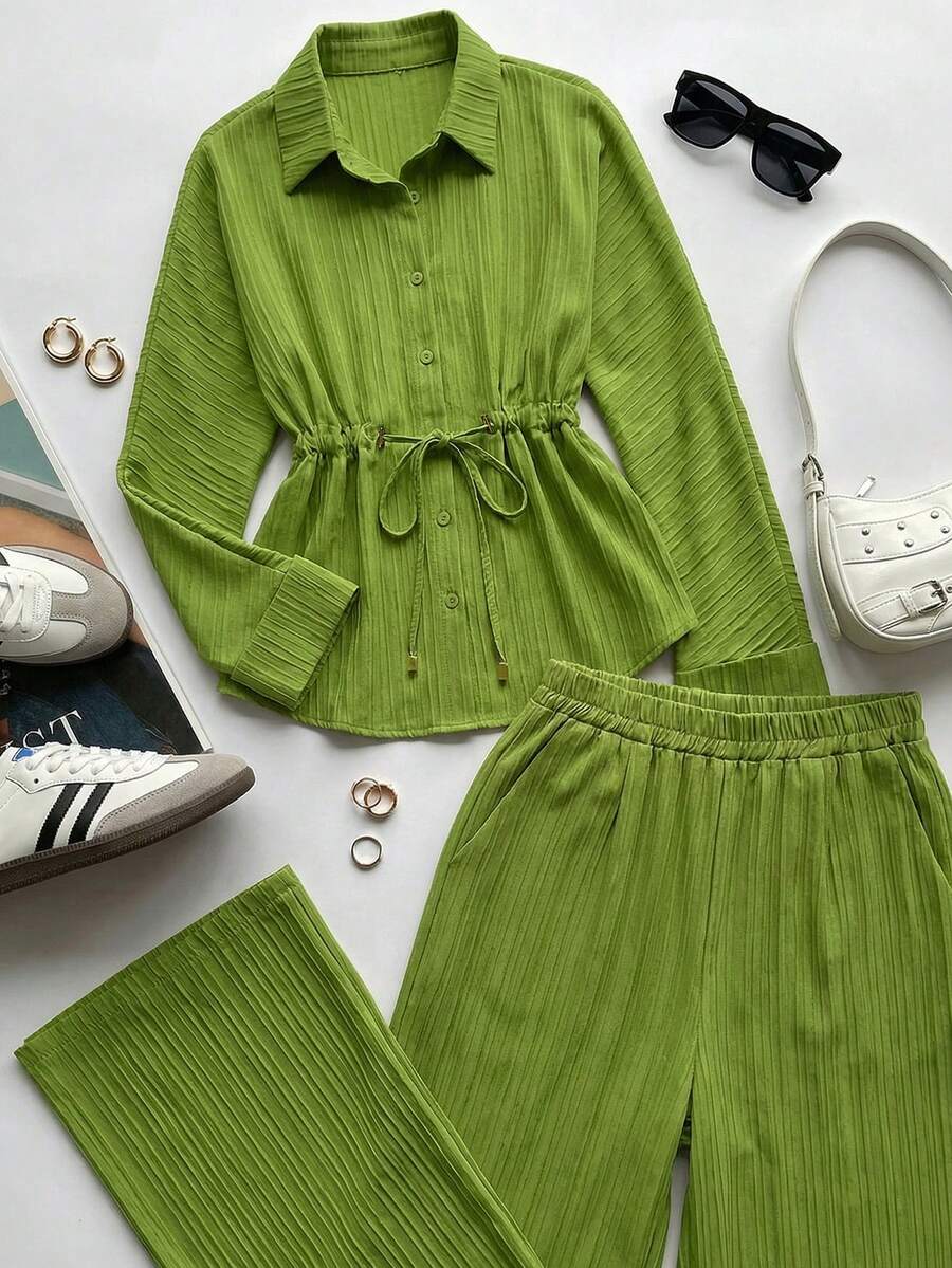 EMERY ROSE Set de 2 piezas: Camisa con botones ocultos, cintura con lazo y puños acampanados + Pantalones de pierna ancha con cintura elástica - Verde - Ver 1