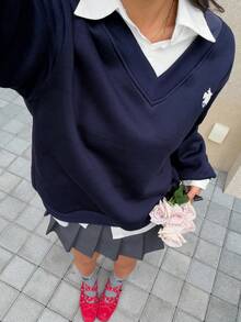 SHEIN EZwear 女士超大 V 领宽松休闲简约马图案运动衫，适合秋冬季