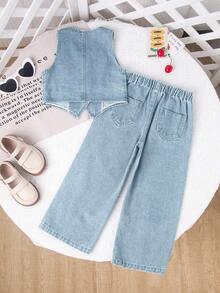 SHEIN Colete Denim Azul Lavado Casual e Ajustado com Bordado de Cereja Fofo para Meninas, Shorts Denim Ajustados com Bordado de Cereja da Moda para Meninas, Conjunto de 2 Peças, Casual e Chique para Uso Diário - Lavagem clara - Visão 2