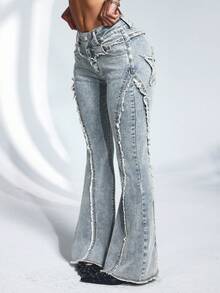 SHEIN Unity Jeans de campana con bolsillos, botones y dobladillo deshilachado, versátiles y casuales para ir al trabajo - Lavado ligero - Ver 3