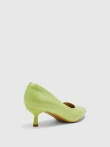 CUCCOO BIZCHIC Giày lười nữ màu đen mũi nhọn gót thấp thoải mái, thích hợp đi làm, hẹn hò, dự tiệc và đi nghỉ mát. Thích hợp cho kỳ nghỉ xuân, lễ Phục sinh và ngày Valentine. - Màu Mù tạt vàng - Xem 9