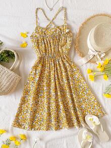 Sparklyn 少女度假风黄色碎花吊带连衣裙，轻盈亮丽的设计，适合外出、旅行、校园活动、日常穿着、海滩度假等场合，是一款百搭连衣裙。 - 黃色 - 查看 3
